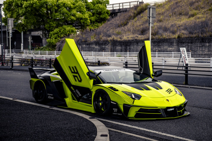 LB-Silhouette WORKS AVENTADOR GT Evo