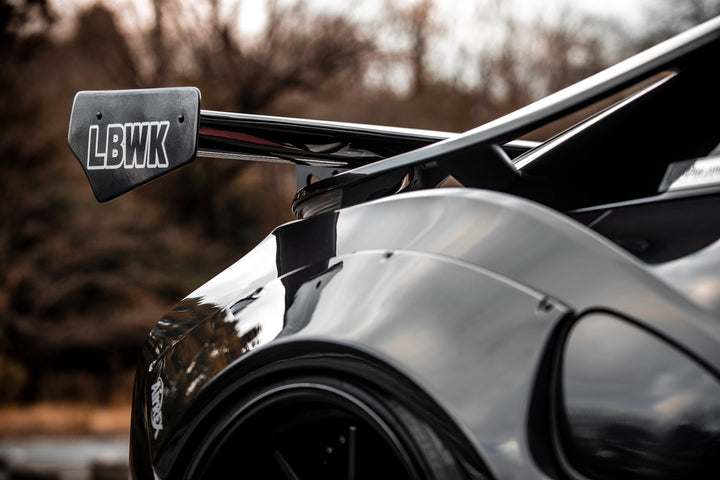 LB-WORKS × Y’z one BMW i8