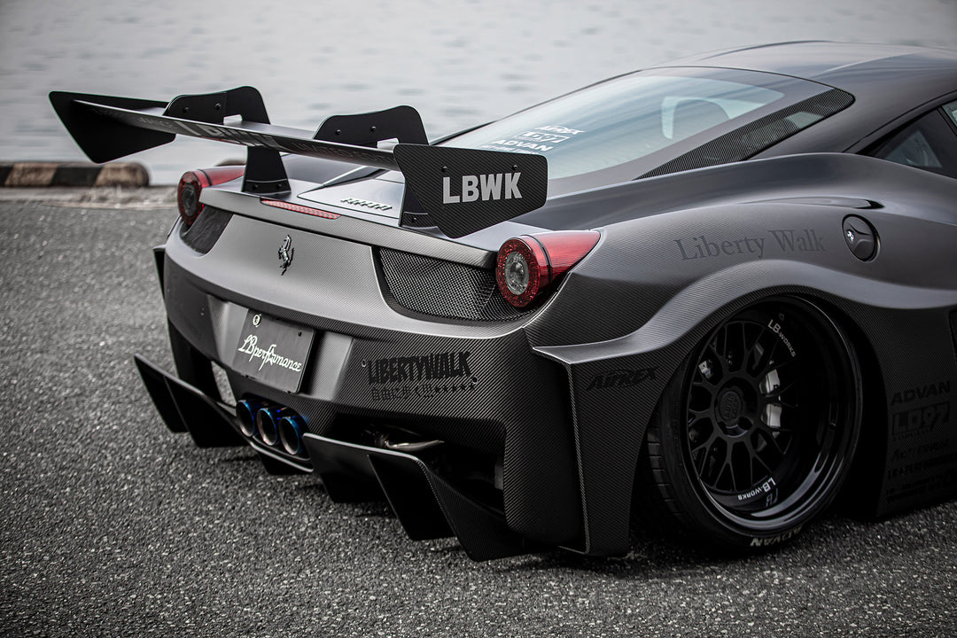 LB-Silhouette WORKS Ferrari 458 GT