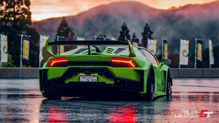 LB-Silhouette WORKS HURACAN GT