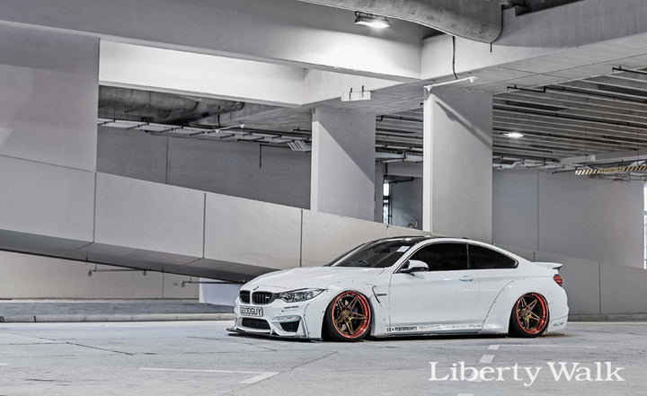 LB-WORKS BMW M4