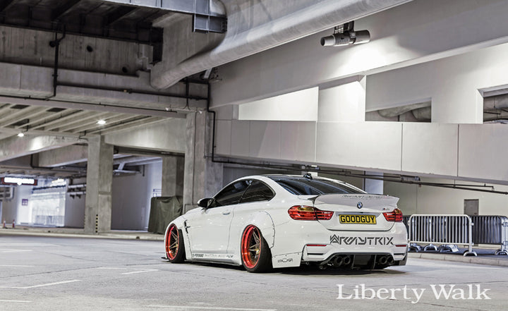 LB-WORKS BMW M4