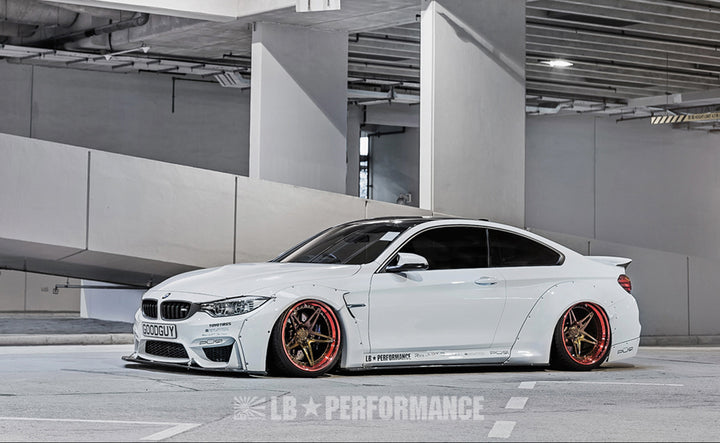 LB-WORKS BMW M4