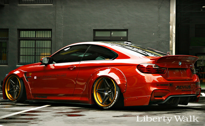 LB-WORKS BMW M4