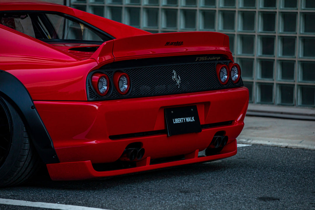 LB-WORKS Ferrari F355