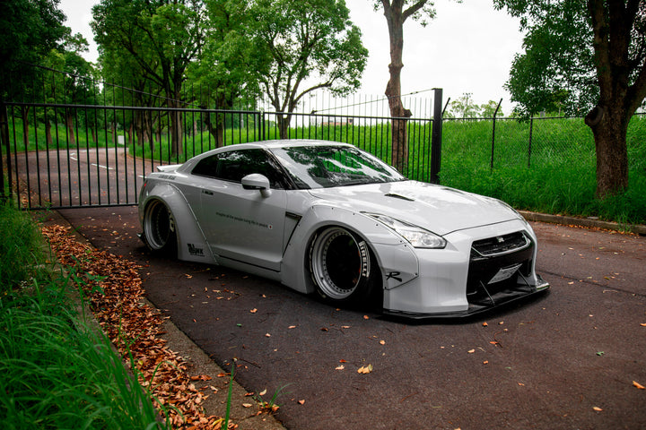 LB-WORKS NISSAN GT-R R35 type 1